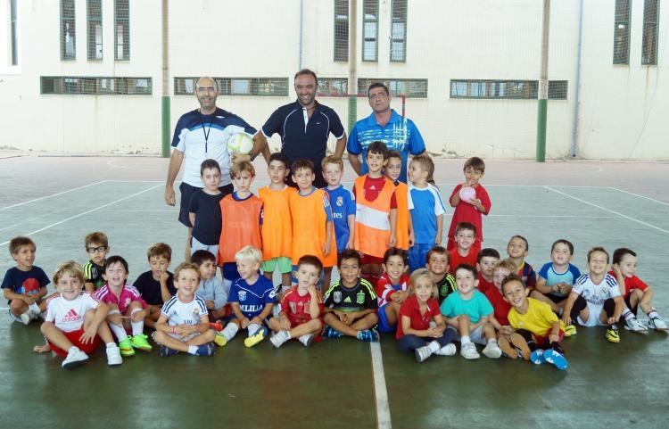 Las escuelas de la U.D. Melilla comienzan con rotundo éxito