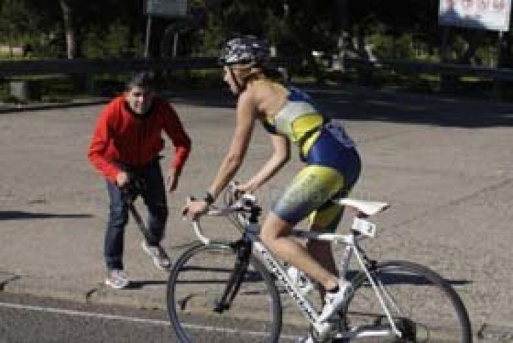 Rebeca de Juan en la prueba de bicicleta
