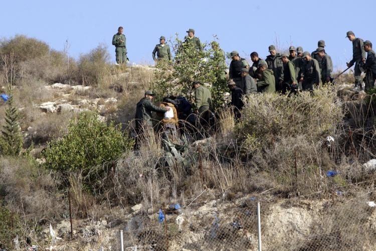 Unos 400 inmigrantes protagonizan un nuevo intento de asalto a la valla de Melilla, aunque ninguno lo consigue