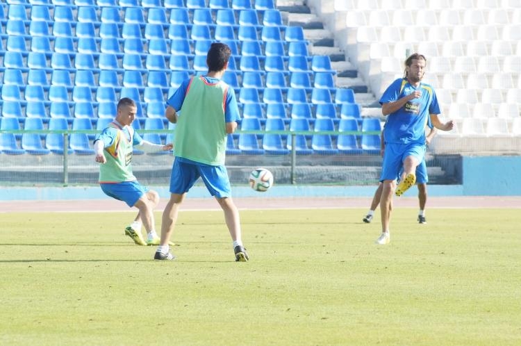 La U.D. Melilla retoma los entrenamientosLa U.D. Melilla ha retomado este miércoles los entrenamientos. El conjunto azulino trabajó el lunes, tras vol