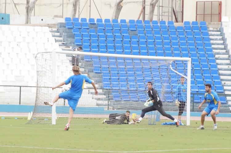 Unión Deportiva Melilla: Todo a punto para recibir al líder