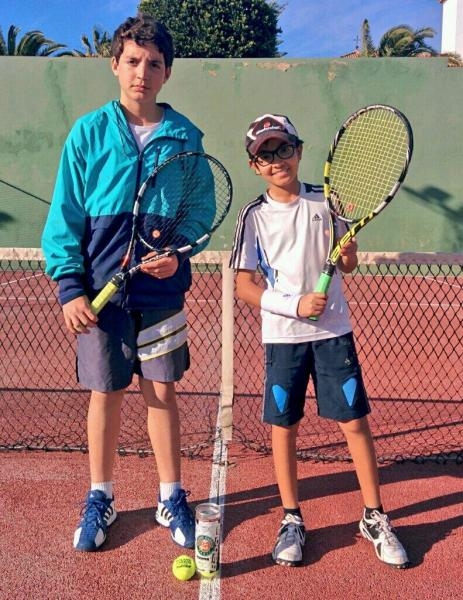 Víctor Árias y Yassi Tabet