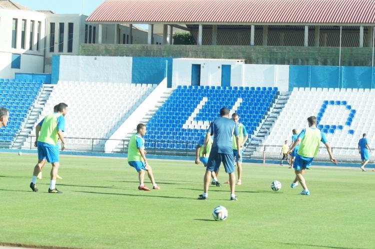 La U.D. Melilla incide en aspectos tácticos de cara al partido frente al Lucena