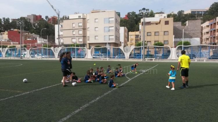 Continúa desarrollándose con éxito el I Campus de Verano de la Peña Real Madrid