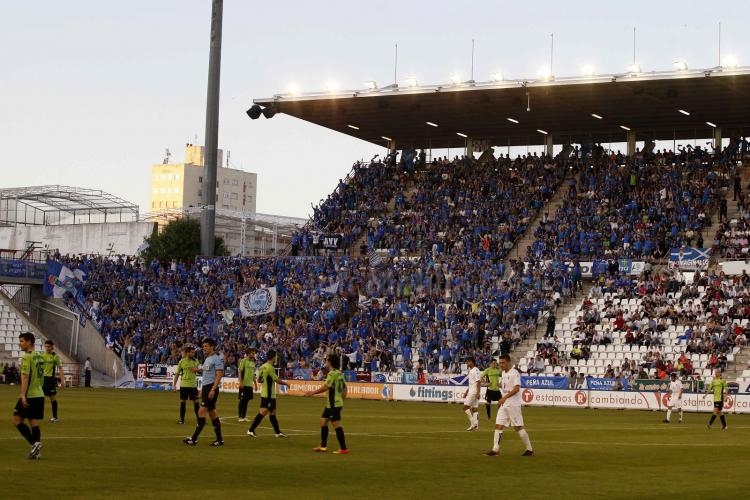 Por lo general esta temporada el "Carlos Belmonte" está presentando una gran entrada de aficionados