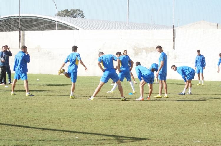 La U.D. Melilla comienza a preparar el partido frente a La Hoya Lorca