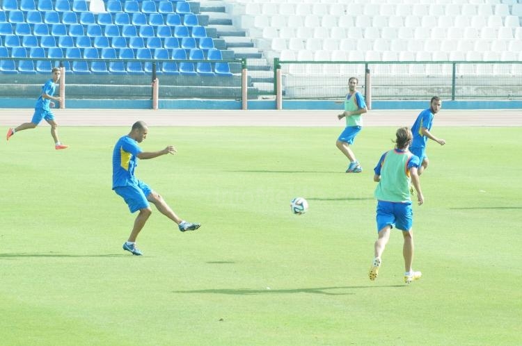 La U.D. Melilla incide en aspectos tácticos antes de recibir al C.D. El Palo