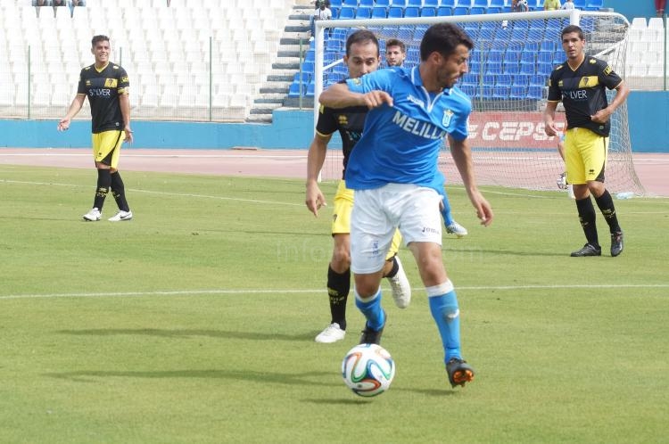 El Melilla dejó escapar tres puntos ante el Cádiz en tiempo de descuento (1-1)