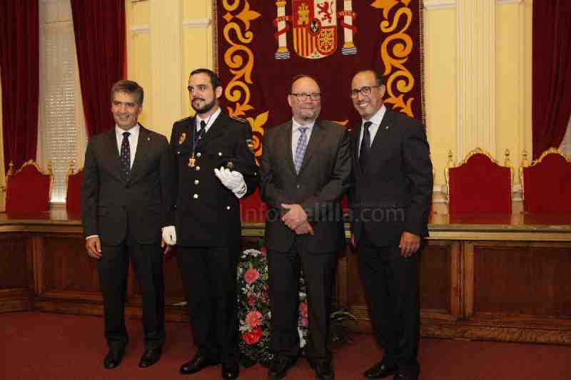 La Ciudad Autónoma inicia los actos oficiales del Día de Melilla con la entrega de su Medalla de Oro