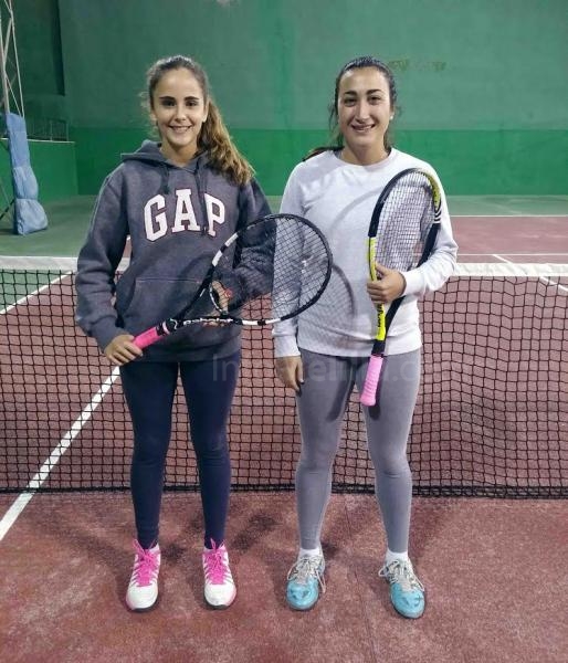 Tenis: Axel Fernández y Mamen Pérez se proclaman campeones en el Master Absoluto