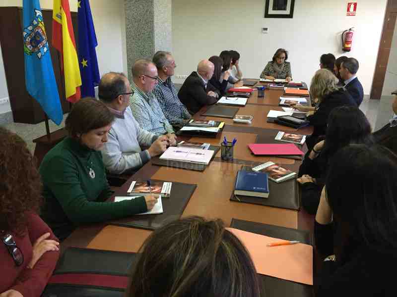 Melilla se une para rendir homenaje a las víctimas del pasado día 2 y manifestrase en contra de la violencia de género