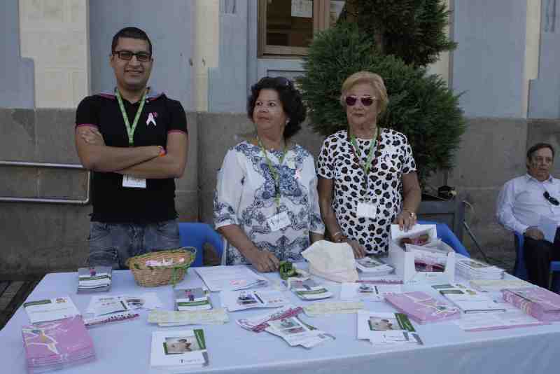 Melilla muestra su apoyo en la lucha contra el cáncer de mama con la prevención precoz como principal arma