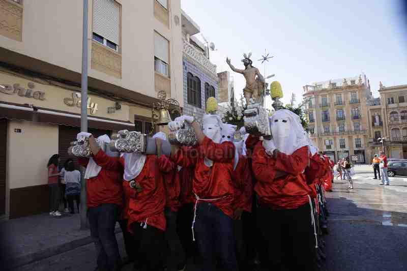 Melilla completa su Semana Santa con el "Encuentro" entre Resucitado y Rocío