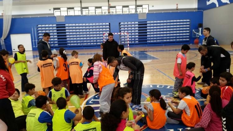 éxito organizativo y deportivo en el que fue una verdadera fiesta del balonmano melillense