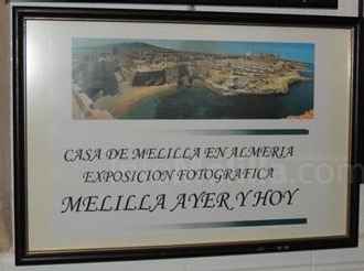 La Casa de Melilla en Almería expone el ayer y el hoy de la ciudad en una muestra de fotografías