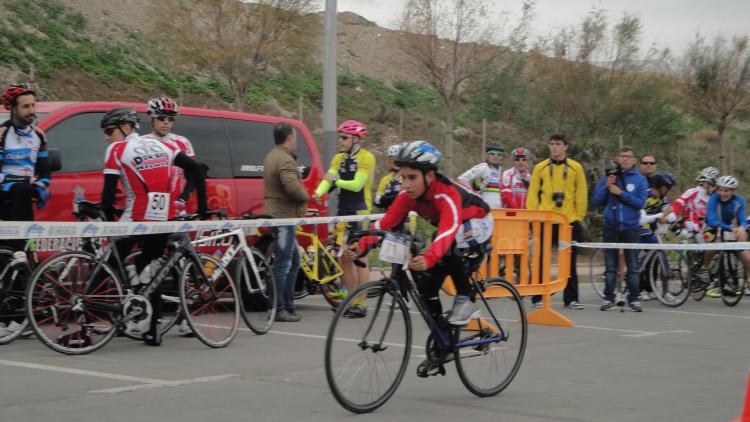Ciclismo (Carrera del Pavo 2014): Otro enorme éxito tanto de participación así como deportivo