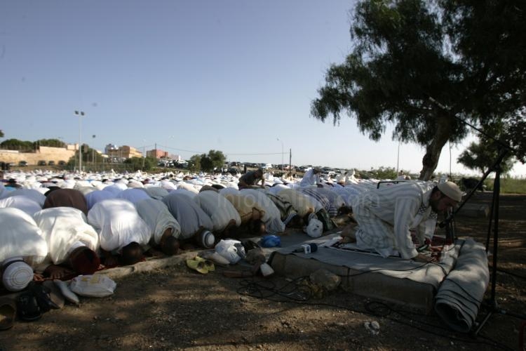 Miles de musulmanes celebran hoy en Melilla el final del Ramadán o Aid El Fitr