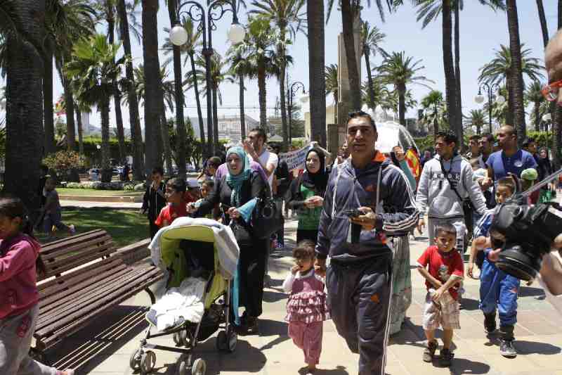 Decenas de sirios piden en Melilla su traslado hacia la península