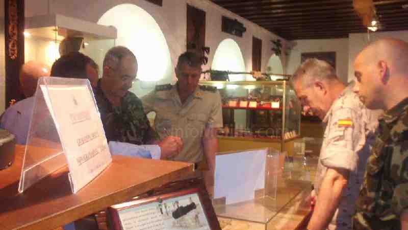 El teniente general jefe del mando de personal del Ejército de Tierra, culmina su visita de dos días a Melilla