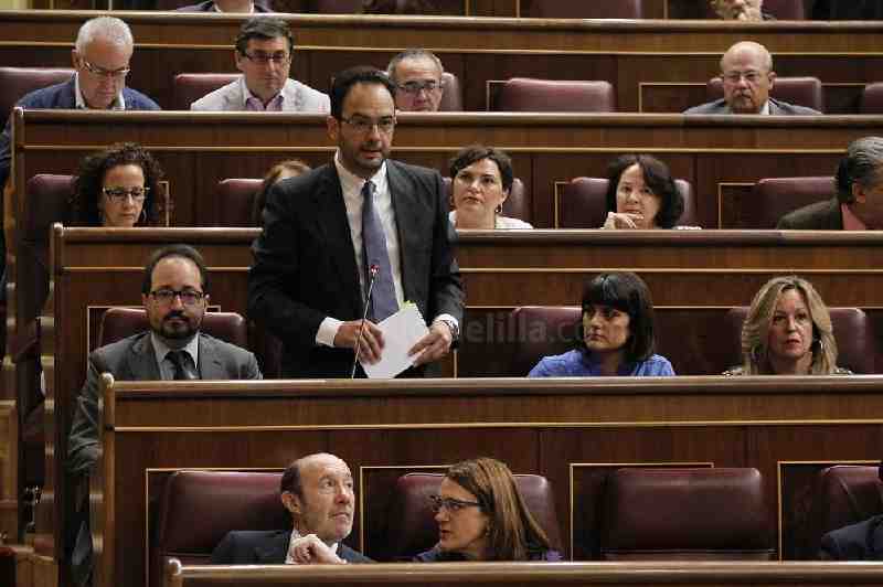 Hernando durante la exposición de la pregunta