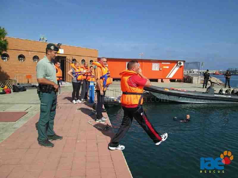Concluyen las III Jornadas de Intervención en Catástrofes organizadas por el GIPEC-Melilla y la ONG IAE con un taller impartidos por los GEAS