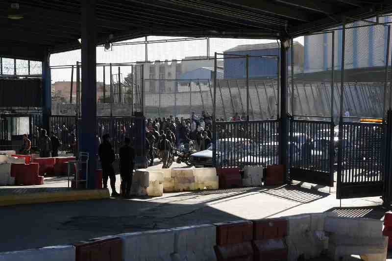 Imbroda aplaude las medidas puestas en marcha en la frontera para dar agilidad y seguridad en el paso de Beni Enzar