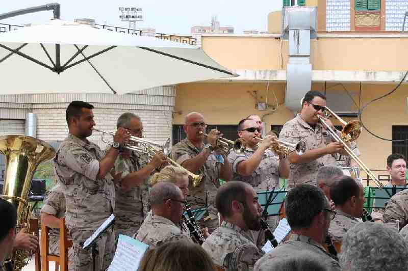 Concierto en el Centro Asistencial de Melilla a cargo de la Unidad de Música de la COMGEMEL
