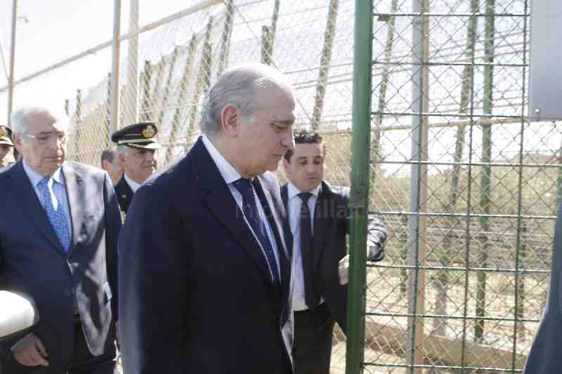 El ministro del Interior anuncia importantes mejoras en la valla de Melilla y confía en que ayuden a paliar los efectos de la gran presión migratori