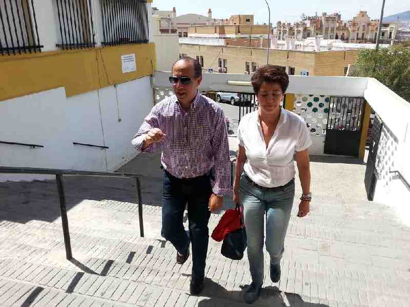 El Barkani ha acudido a votar junto a su esposa