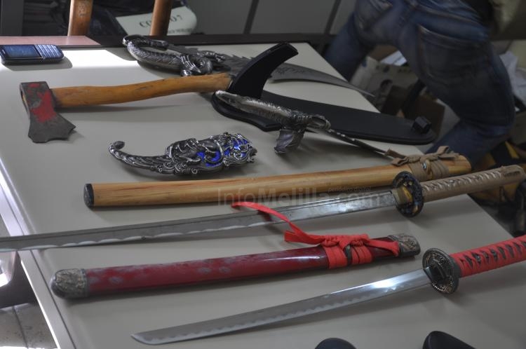 La Policía interviene gran cantidad de armas, dinero y droga en los registros efectuados en La Cañada