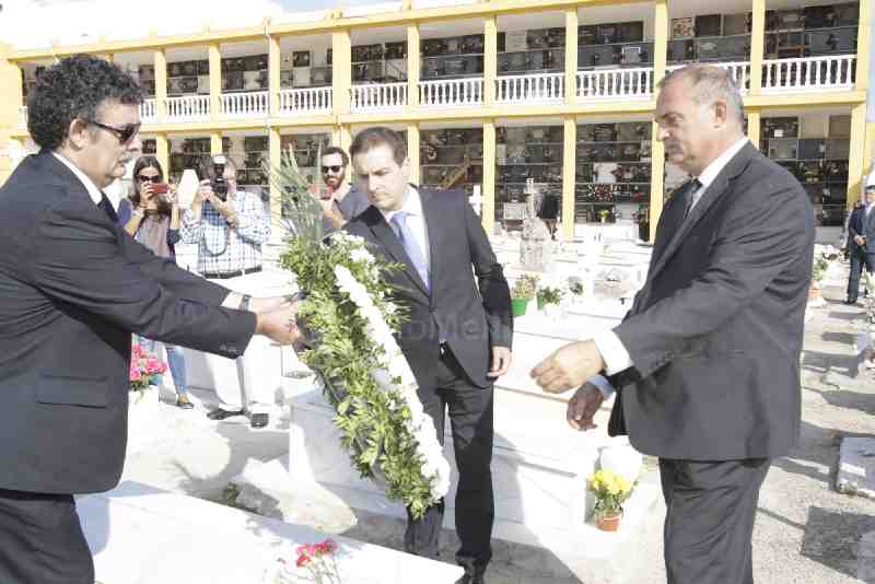Melilla recuerda a sus fallecidos más ilustres en el tradicional homenaje insitucional del día 2 de noviembre