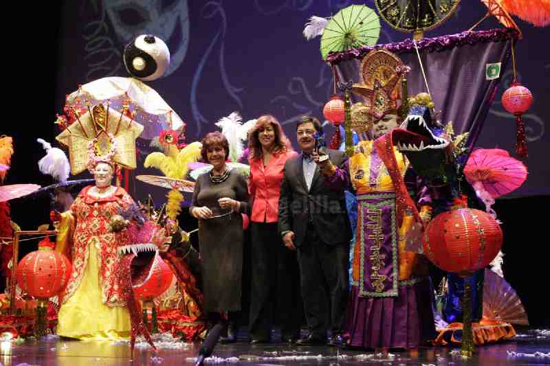 Éxito de la primera noche de Carnaval que arrancó cientos de carcajadas a un Teatro Kursaal abarrotado
