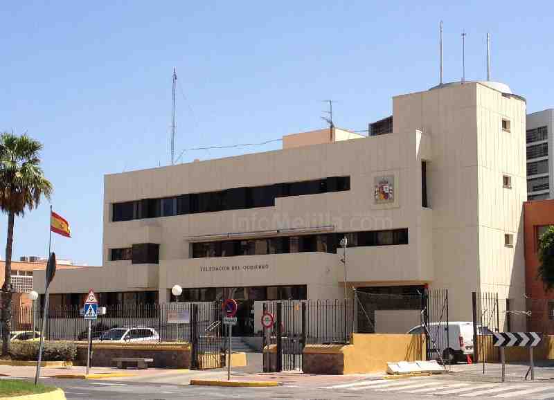 El Gobierno defiende el papel "ejemplar y humanitario" de la Guardia Civil en la valla