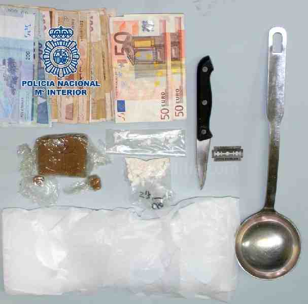 Desarticulado un punto de venta de droga en la Cañada de Hidum
