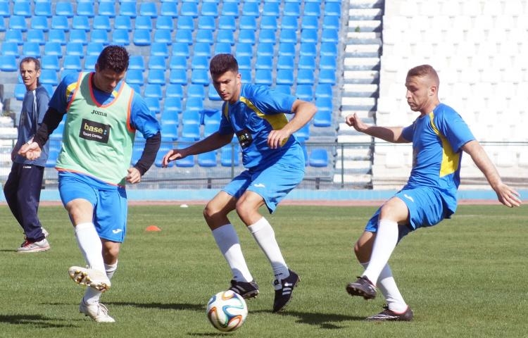 La U.D. Melilla se ejercita por última vez antes de recibir al Granada C.F. ‘B’