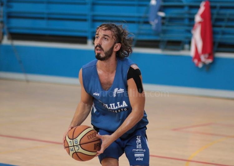 Pelayo Larraona (CB Melilla): "El equipo tiene mucha calidad"