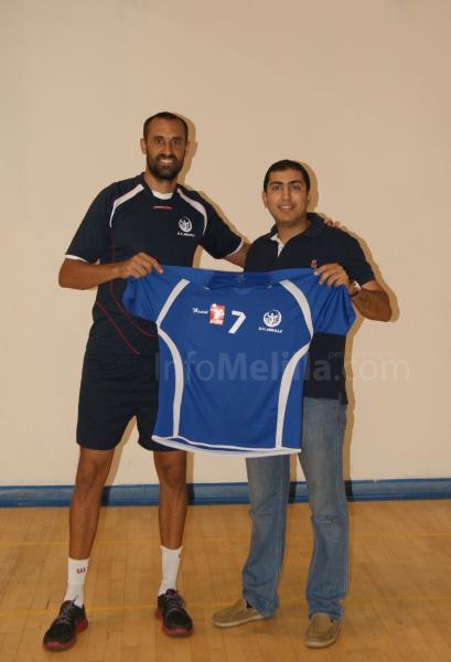 Los primeros fichajes ya entrenan con el Club Voleibol Melilla