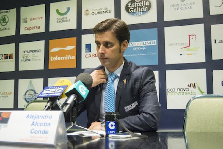 Alejandro Alcoba en su comparencia tras el partido ante Ourense