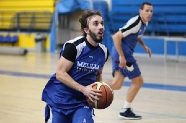 Pelayo Larraona (CB Melilla): "Con nuestro público somos más fuertes"