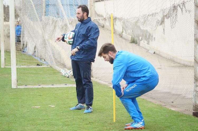 Unión Deportiva Melilla: Intensa y fría sesión en el anexo del Álvarez Claro