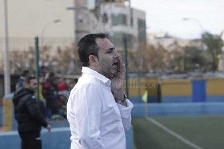 Alejandro Ramos técnico del Atlético Melilla