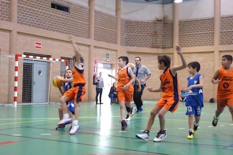 Melilla Baloncesto: El Pequebasket se adelanta en las semifinales