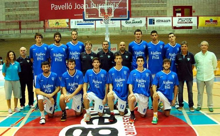 La joven plantilla de los debutantes de CB El Prat