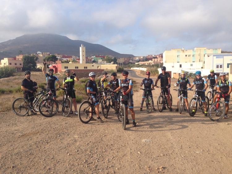 Ciclismo: Pedales Sin Fronteras Melilla hacen por primera vez la ruta Melilla-Alhucemas mtb