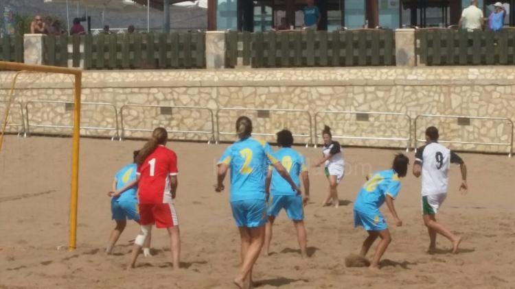 La Selección Melillense de Fútbol Playa Femenino se juega el pase a semifinales del Nacional ante Andalucía