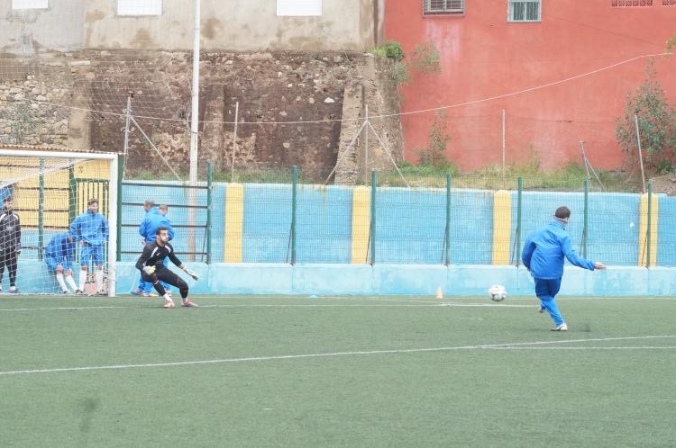 La U.D. Melilla sigue preparando el partido del domingo