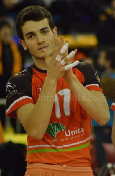 Carlos Felipe González