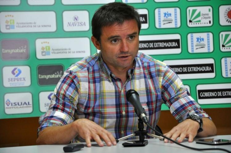 Julio Cobos (CF Villanovense)