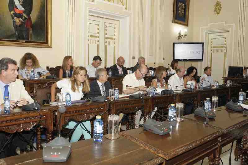 La Asamblea de Melilla celebra su primer pleno para la constitución de las comisiones