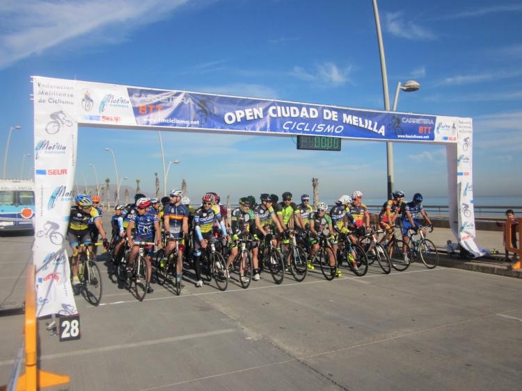 Ciclismo: La Carrera del Pavo congrego a la élite de corredores locales